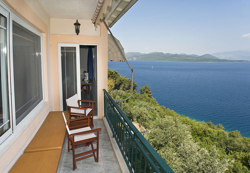 Villa Magemenou Nikiana Luaran gambar