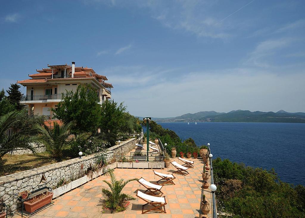 Villa Magemenou Nikiana Luaran gambar
