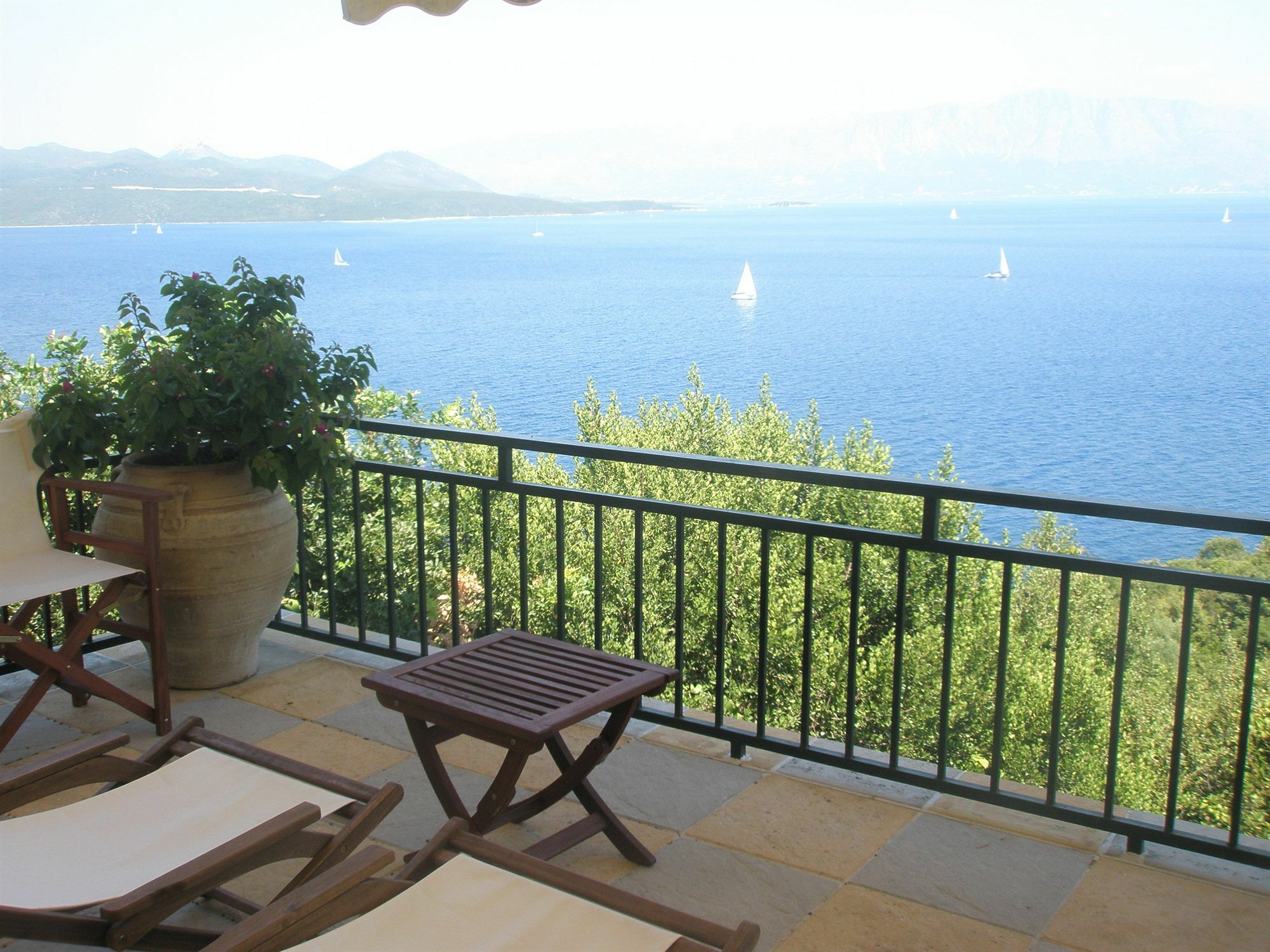Villa Magemenou Nikiana Luaran gambar